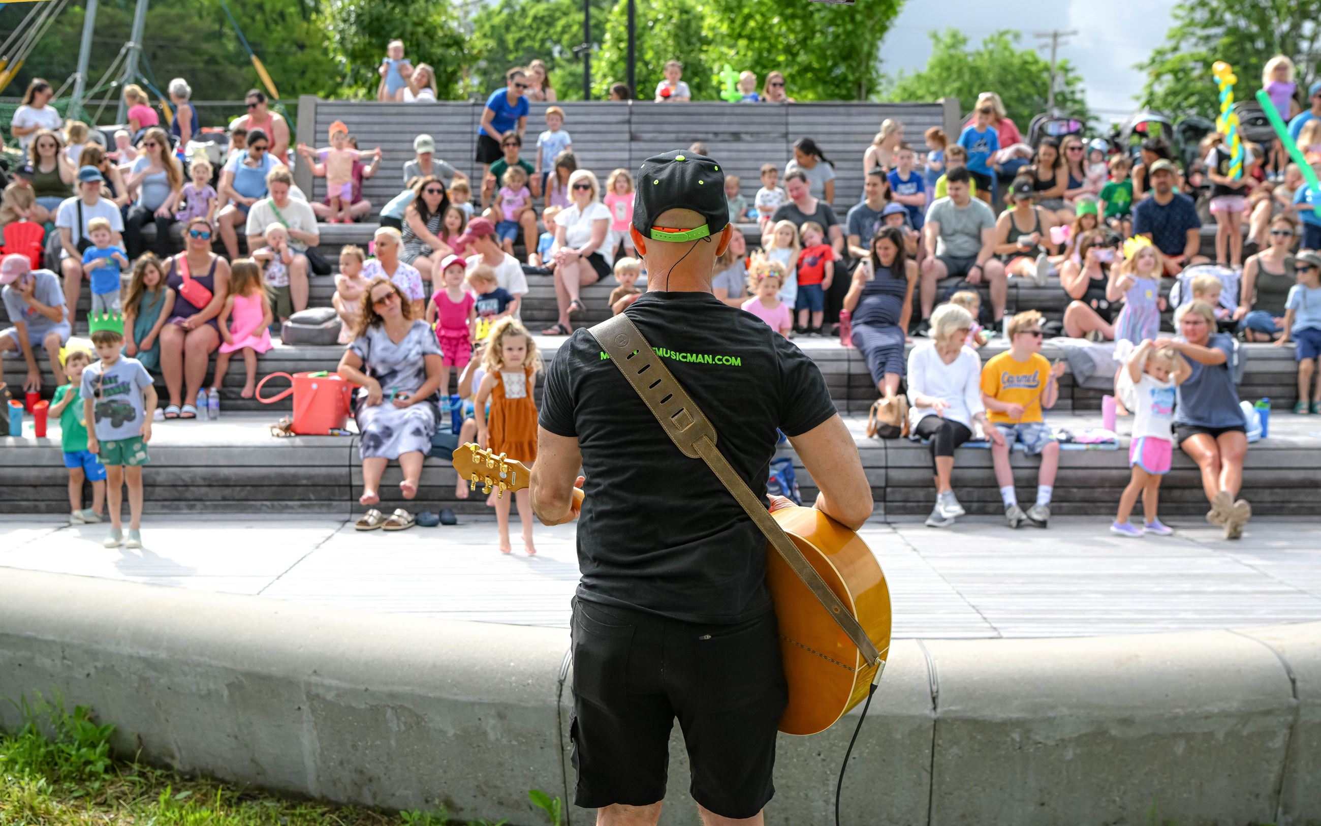 Kids Summer Series - Mr Dan The Music Man 2025-44